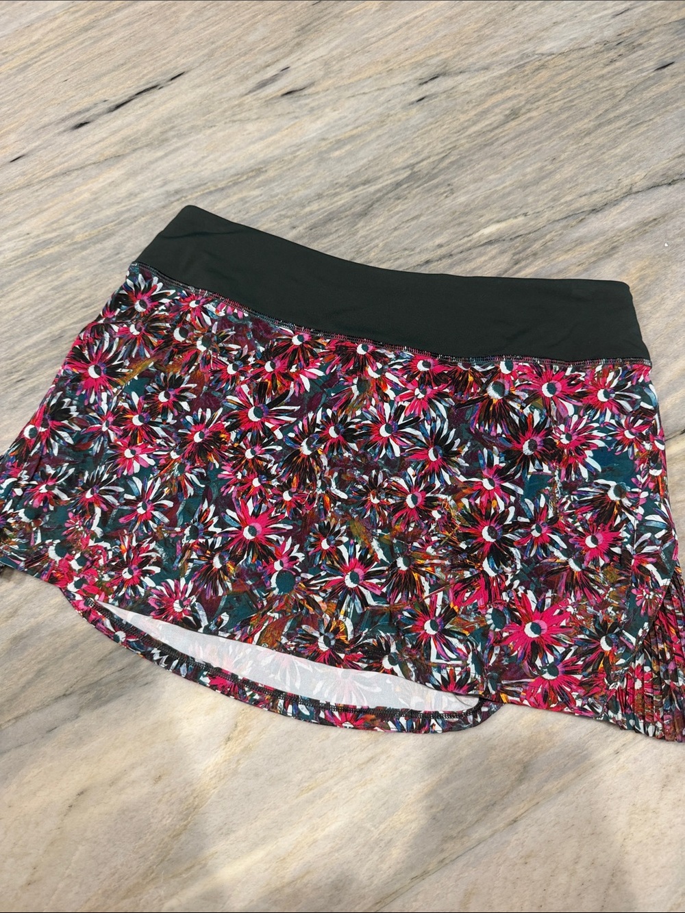 lululemon athletica Floral Mini Skirt with Black Waistband